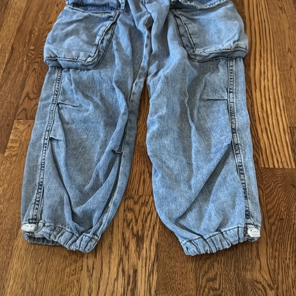 Zara Girl’s Denim Cargo Pants Size 9 - Picture 4 of 7